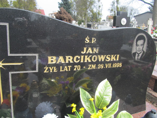 Jan Barcikowski 1928 Szczytno - Grobonet - Wyszukiwarka osób pochowanych