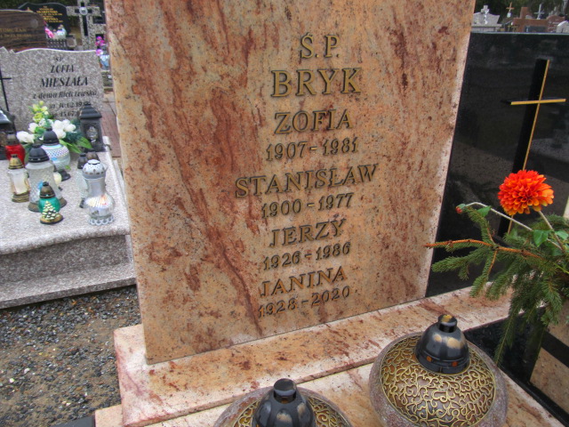 Janina Bryk 1928 Szczytno - Grobonet - Wyszukiwarka osób pochowanych