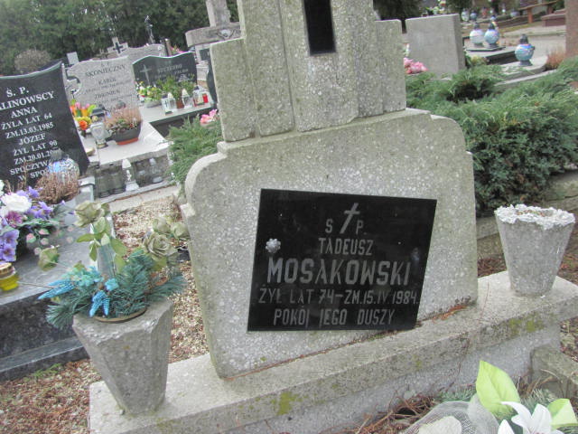 Tadeusz Mosakowski 1910 Szczytno - Grobonet - Wyszukiwarka osób pochowanych