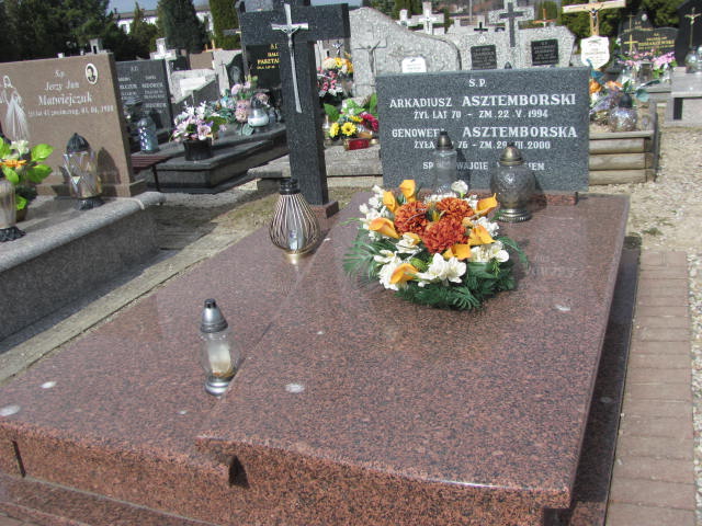 Grób Genowefa Asztemborska