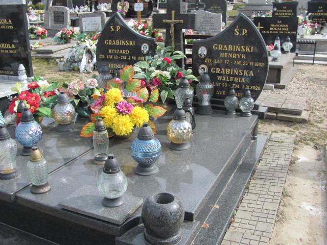 Grób Ryszard Grabiński