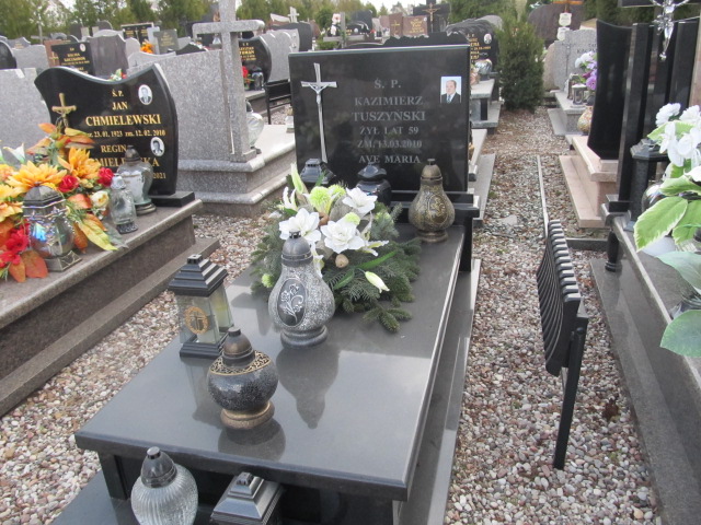 Grób Kazimierz Tuszyński