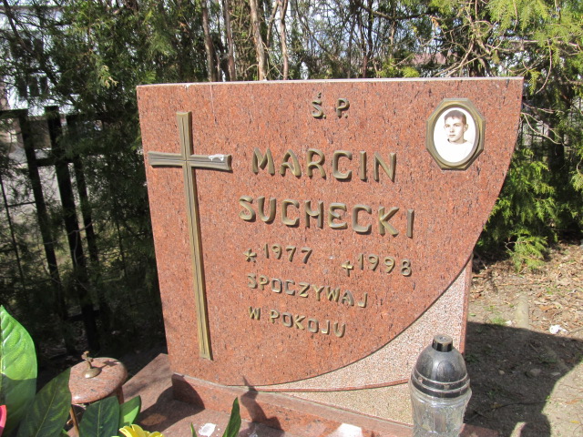 Marcin Suchecki 1977 Szczytno - Grobonet - Wyszukiwarka osób pochowanych